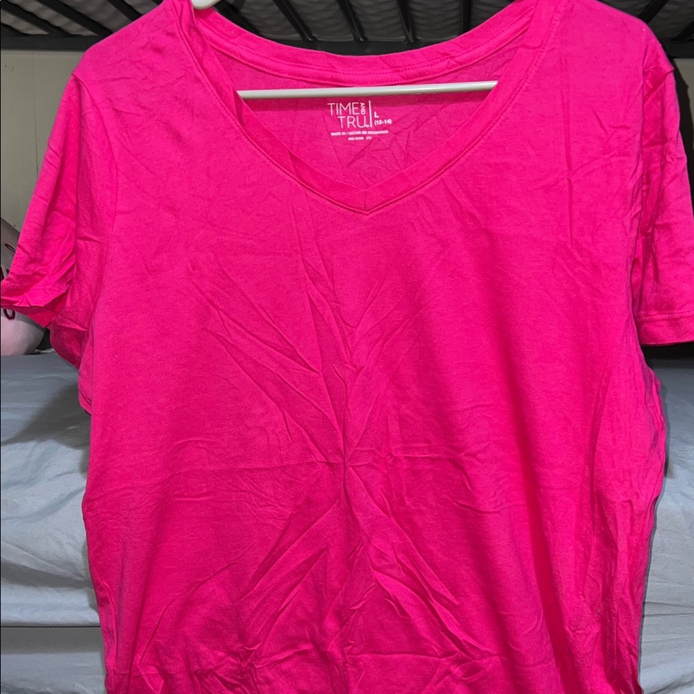 Time and Tru Women's Bright Pink Short Sleeve Tee